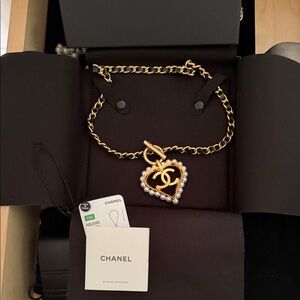 CHANEL Gold and Pearl Heart Necklace